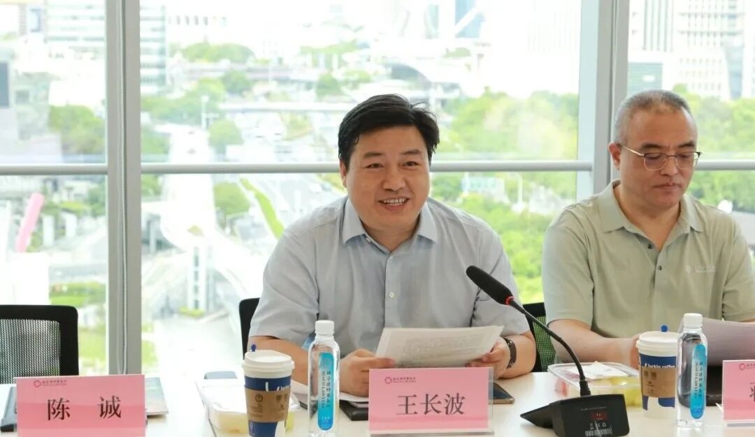 微信图片_2025-10-29_162849_102.jpg